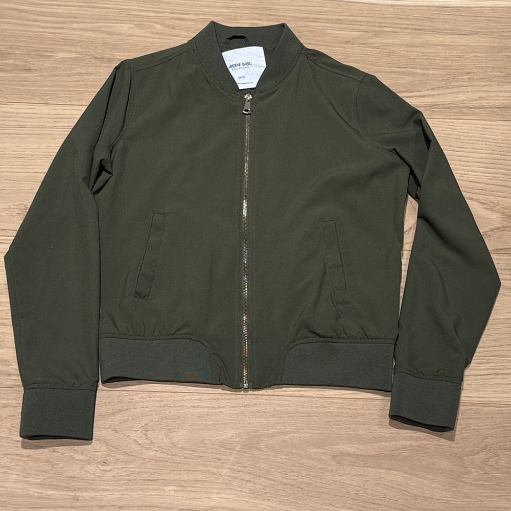 𝅺[ARDEN B] Olive Green light Bomber style jacket - axe
